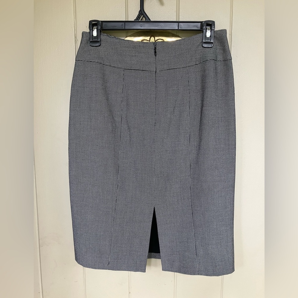 White House black market houndstooth pencil skirt - Picture 7 of 10